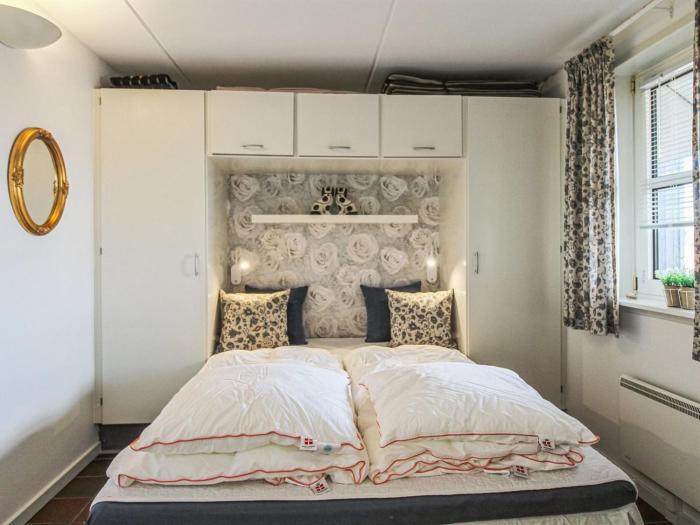 Apartment Iliane - 100m from the sea by Interhome