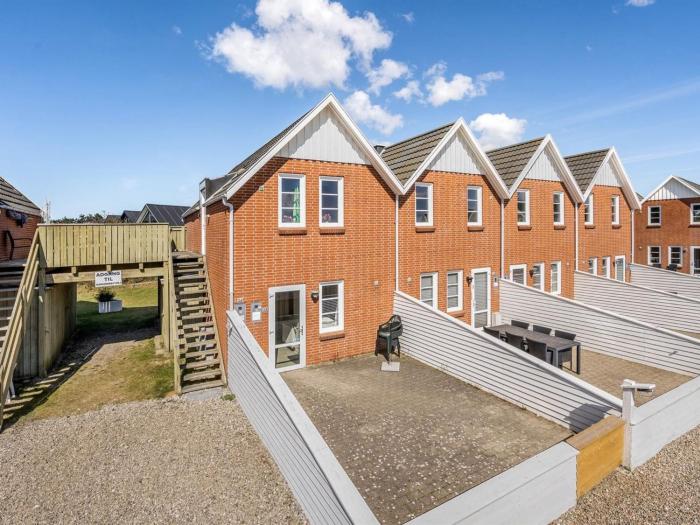 Apartment Fraja - 2-3km from the sea by Interhome