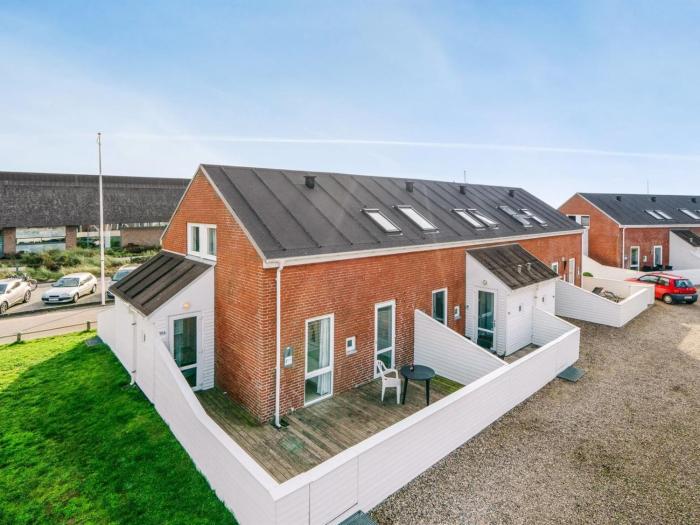 Apartment Ginger - 2-3km from the sea by Interhome