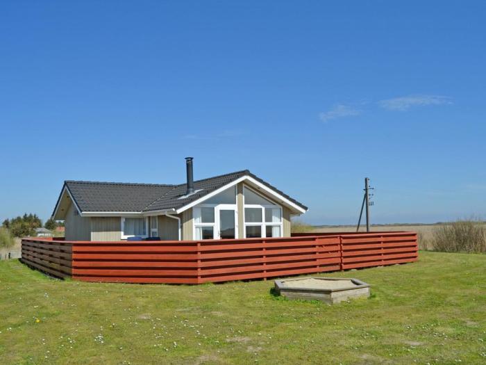 Holiday Home Arnkil - 700m from the sea by Interhome