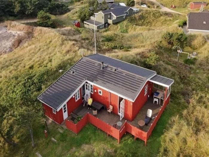 Holiday Home Aukusti - 600m from the sea by Interhome