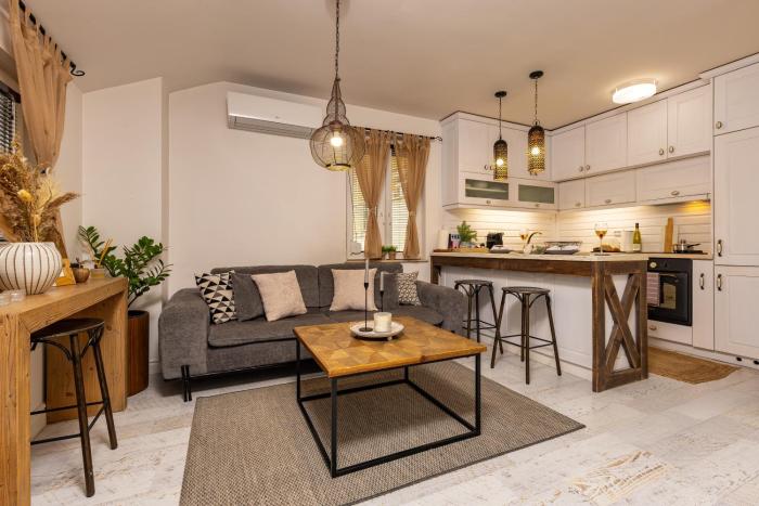 Stylish 1BD Flat with a terrace near the centre of Plovdiv by Flat Mаnager