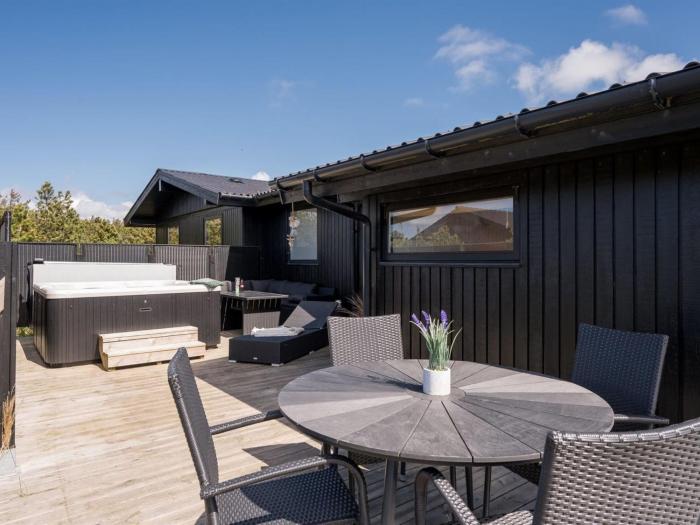 Holiday Home Brunkil - 500m from the sea by Interhome