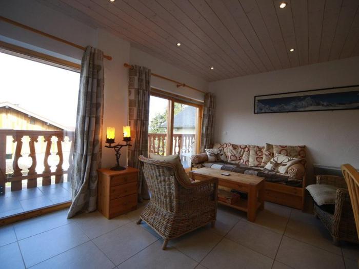 Appartement 3 pièces - 6 pers - Proche pistes et commerces, navette gratuite - FR-1-572-19