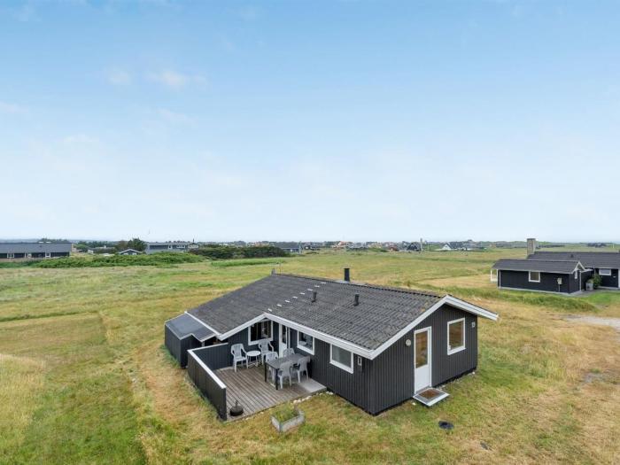 Holiday Home Svea - 400m from the sea by Interhome