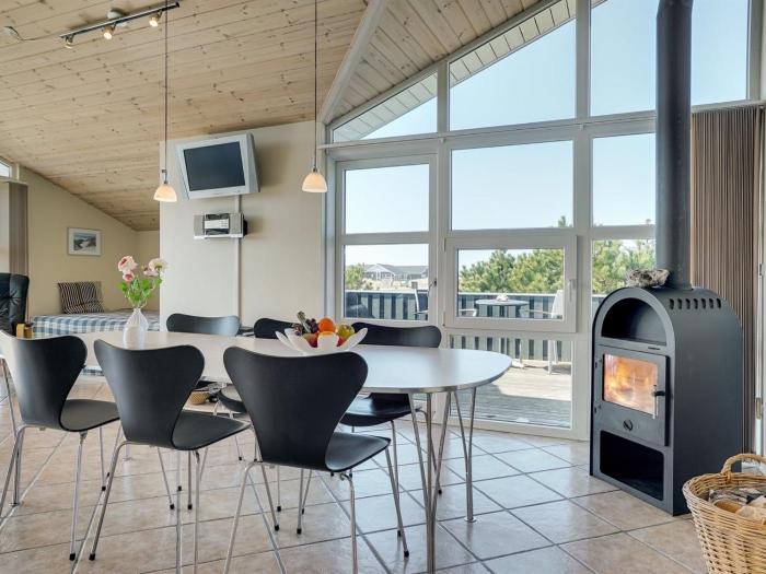 Holiday Home Riste - 450m from the sea by Interhome