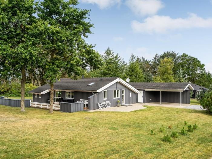 Holiday Home Dimo - 700m from the sea by Interhome