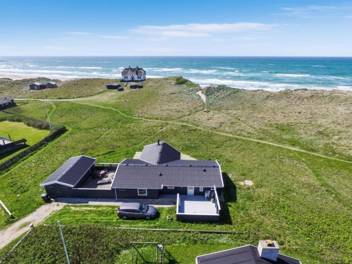 Holiday Home Hilka - 75m from the sea by Interhome