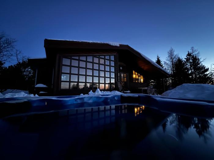 Discover Iceland Private Lodges Two Houses