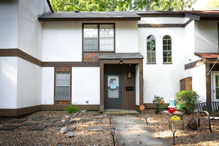 Cheerful Hot Springs Village Condo