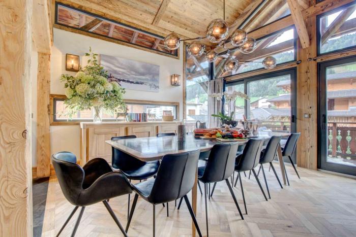 FERME COLLINE splendide 5 chambres au centre de Morzine 10 à 12 personnes