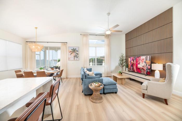 Stylish Retreat with Pool near The Parks