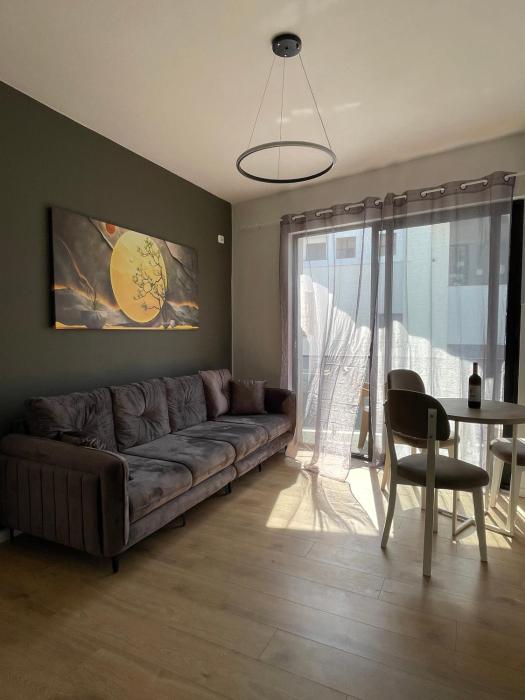 Modern Apartment-5 Min to Beach