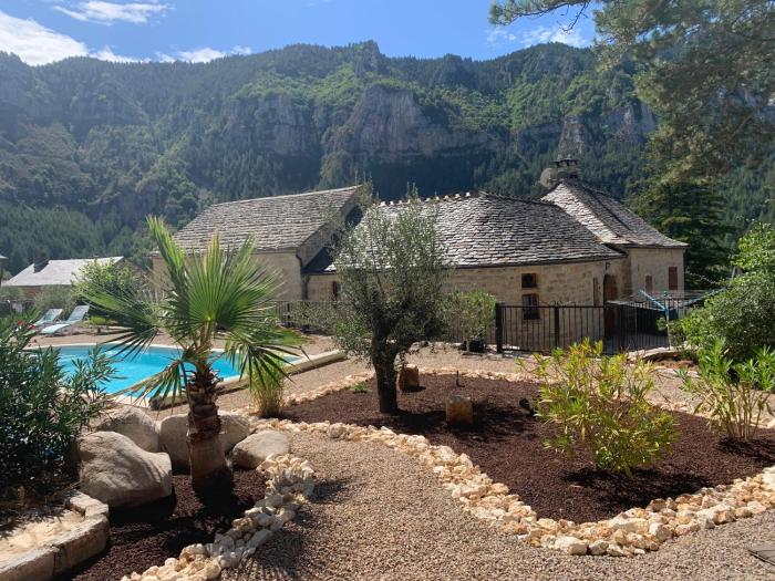 Manoir du Charme dans les Gorges du Tarn LOZERE
