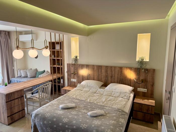 SMAB Central Studio in Ladadika