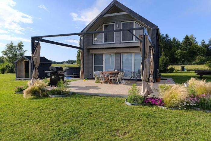 Holiday home, sauna, jacuzzi, air conditioning