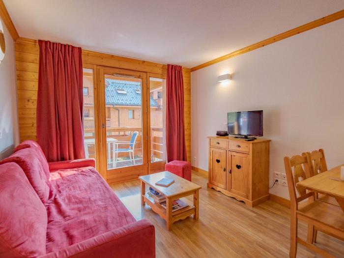 Bel appartement 2 pièces pour 4 personnes, parking, balcon sud - FR-1-263-619