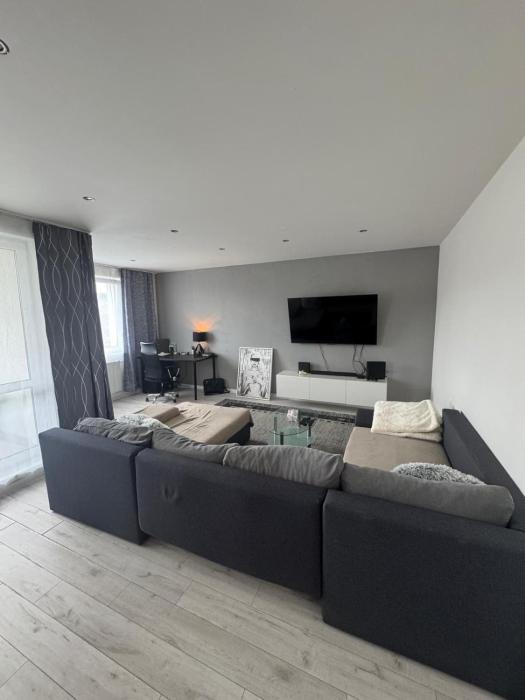 Above-standard 4-room apartment in a new building in the city center