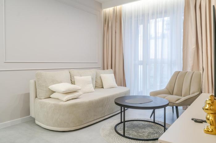 Global Park Superior Apartment by BookingHost