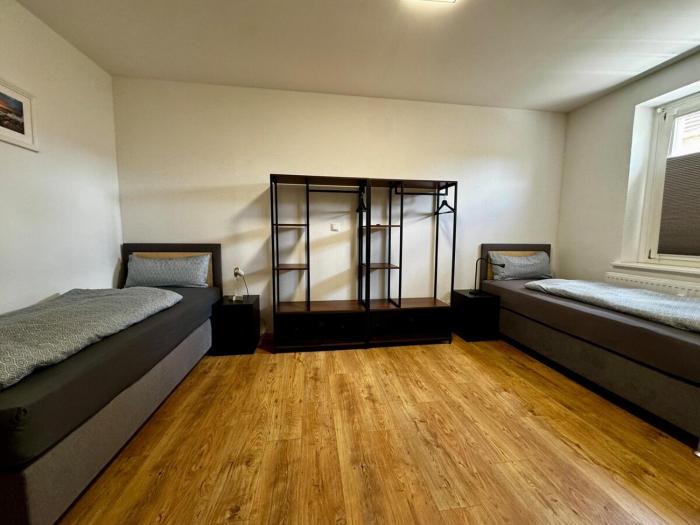 Premium Quartier - Modernes Apartment, 2 Schlafzimmer, WLAN, Parken, Küche