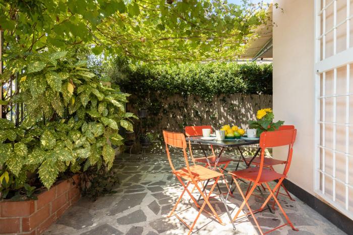 GuestHost - Bike Lane Apt between Pisa and the Sea