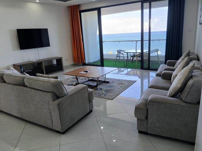 3 bedroom beachfront Nyali best
