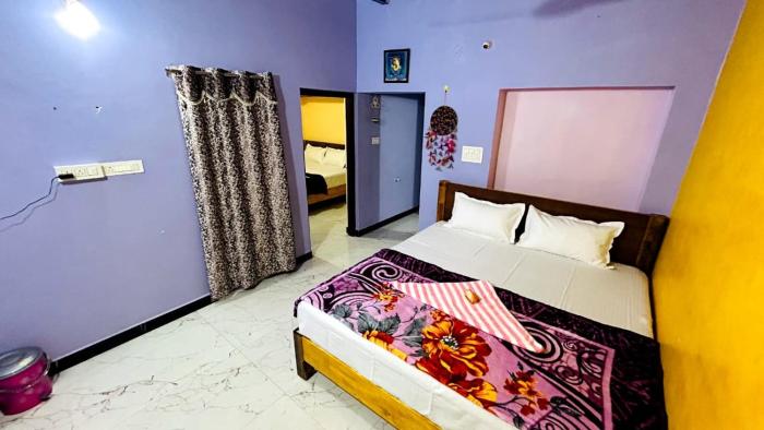 Vikram Homestay Hampi