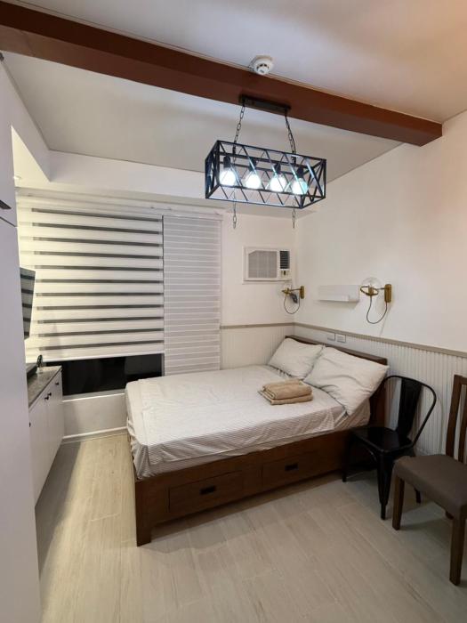 Flat 316 Modern Minimalist Studio Near Makati BGC