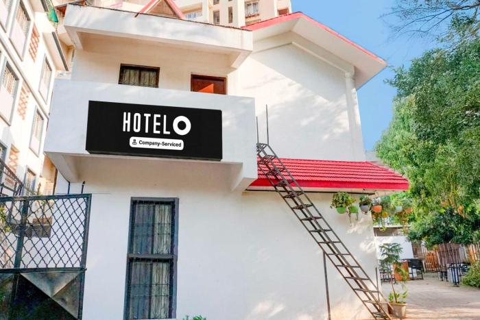 Townhouse Pune Girme Park Bus Station