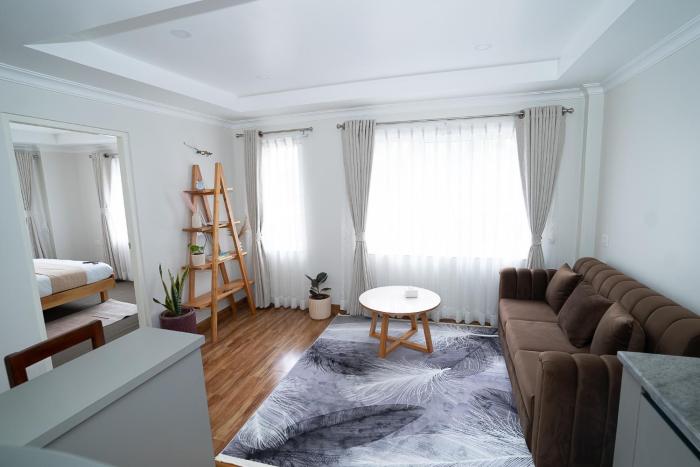 Modern & Cozy 2BHK, Relax in Comfort