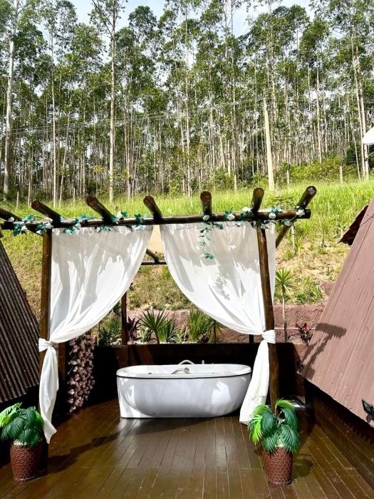 Chalé Romântico Salesópolis - Café da manhã e banheira de hidromassagem