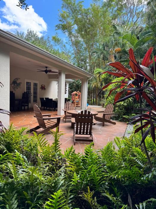 Casa Palmera- 3 Bedroom 2 Bath Very Private