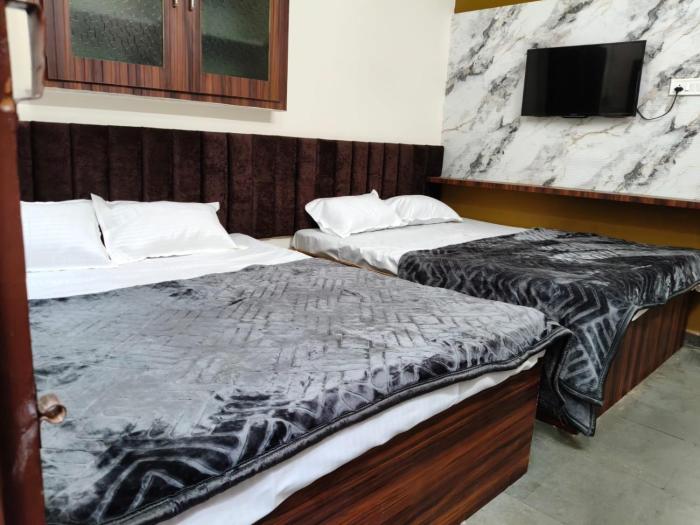 Kshipra Home Stay