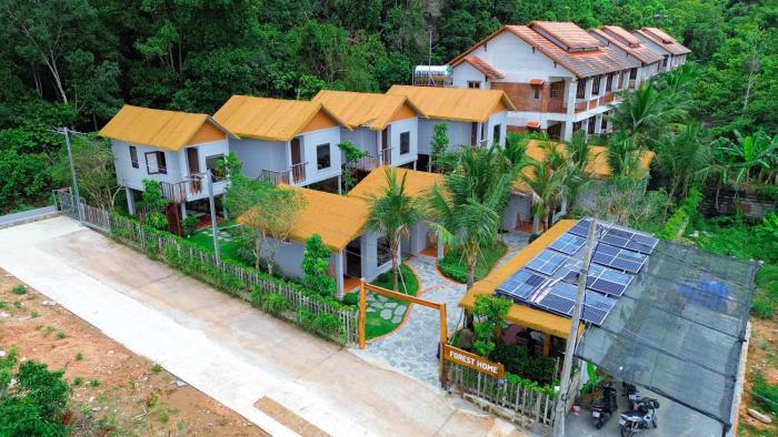 Forest Home Phu Quoc is located beside the forest and on a hillside