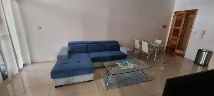 Spacious, one bedroom flat in an amazing location