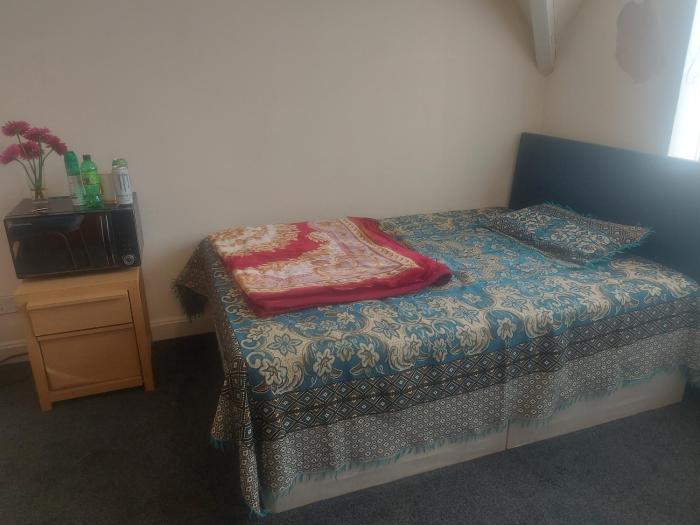 One separate bedroom For Gents Only No Drinks alcohol at all