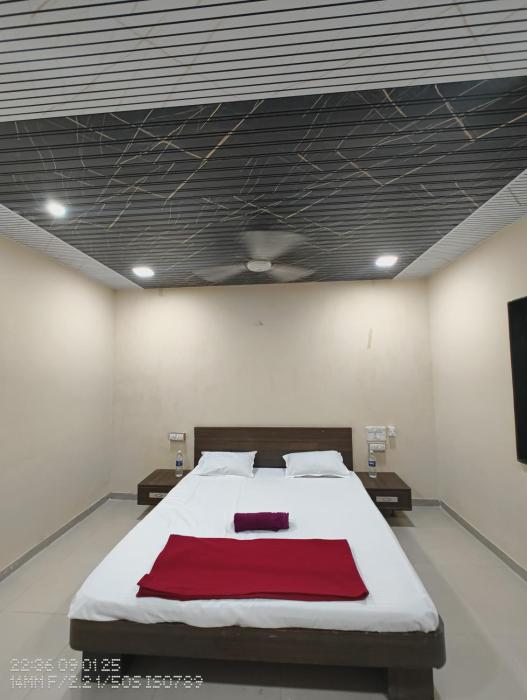 Hotel Poonam Lodge