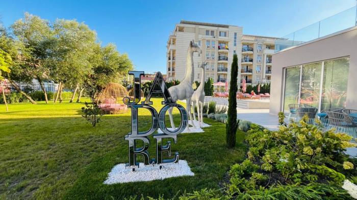 JADORE Secret Garden Panoramic Studio