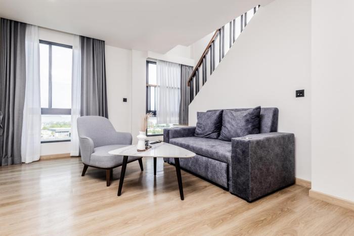 Spacious Duplex 4701 by IBG Pool Gym