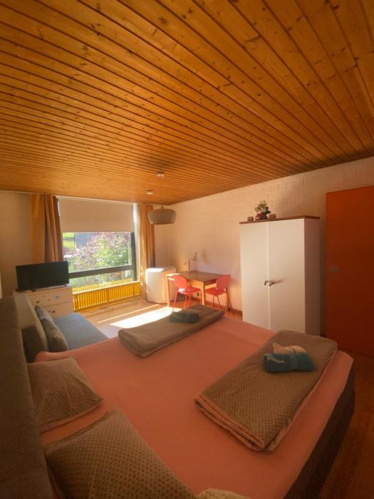 Exklusive Ferienwohnung MIRO 25 m² in ruhiger Lage