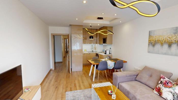 Cozy Central 1 Bedroom Apartment Near Mall Sofia and metro
