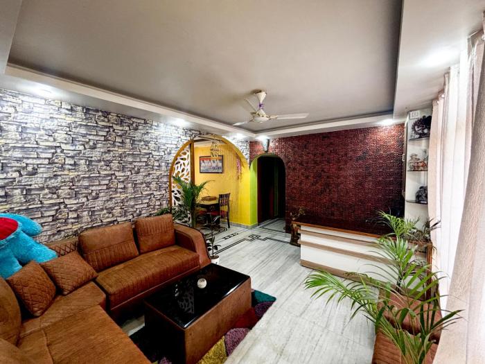 Pakhi dreams homestay