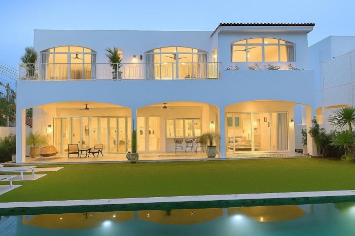 Nai Harn Beach 4 bedroom Pool Villa, Rawai, Phuket