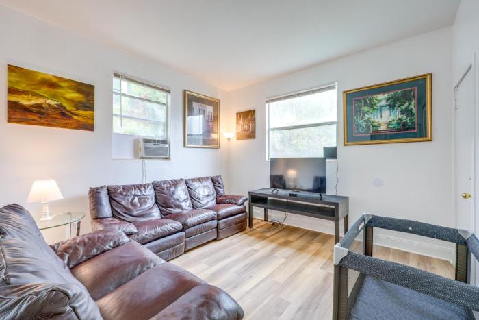 Walk to Food and Art Condo in Historic Riverside