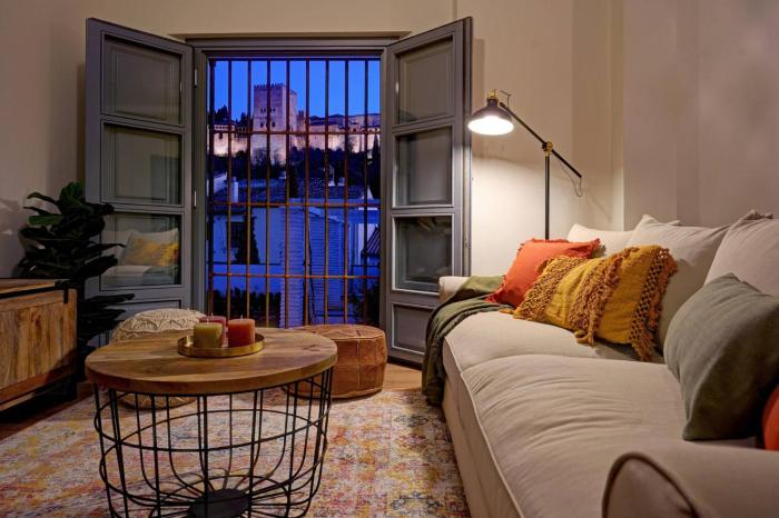 Luxury Alhambra Views Apartment