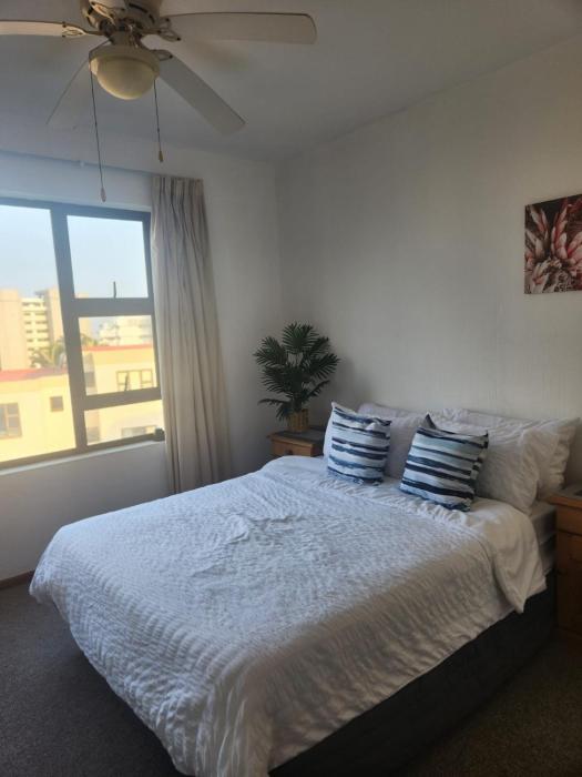 Shades Beach 2 Bedroom Flat Umhlanga Rocks