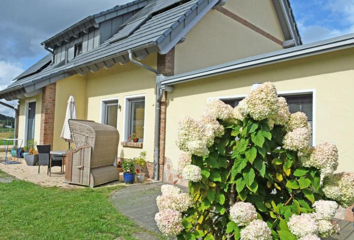 schöne Maisonette-Ferienwohnung am Selliner See mit Terrasse