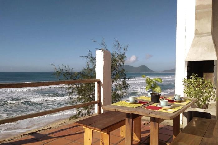 Casa pé na areia Floripa Campeche