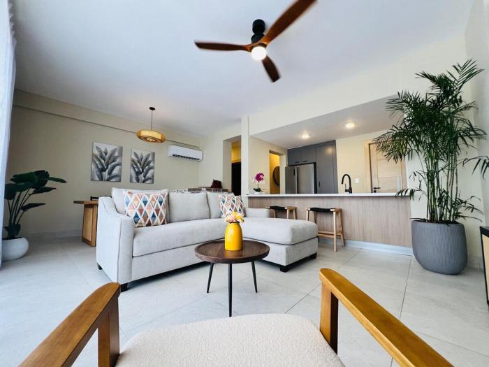 Luxury and comfortable 2BR Apt in PC Village