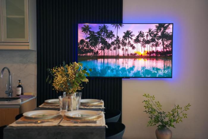 Upscale Stylish Suite Near BGC and View of Venice Grand Canal Mall